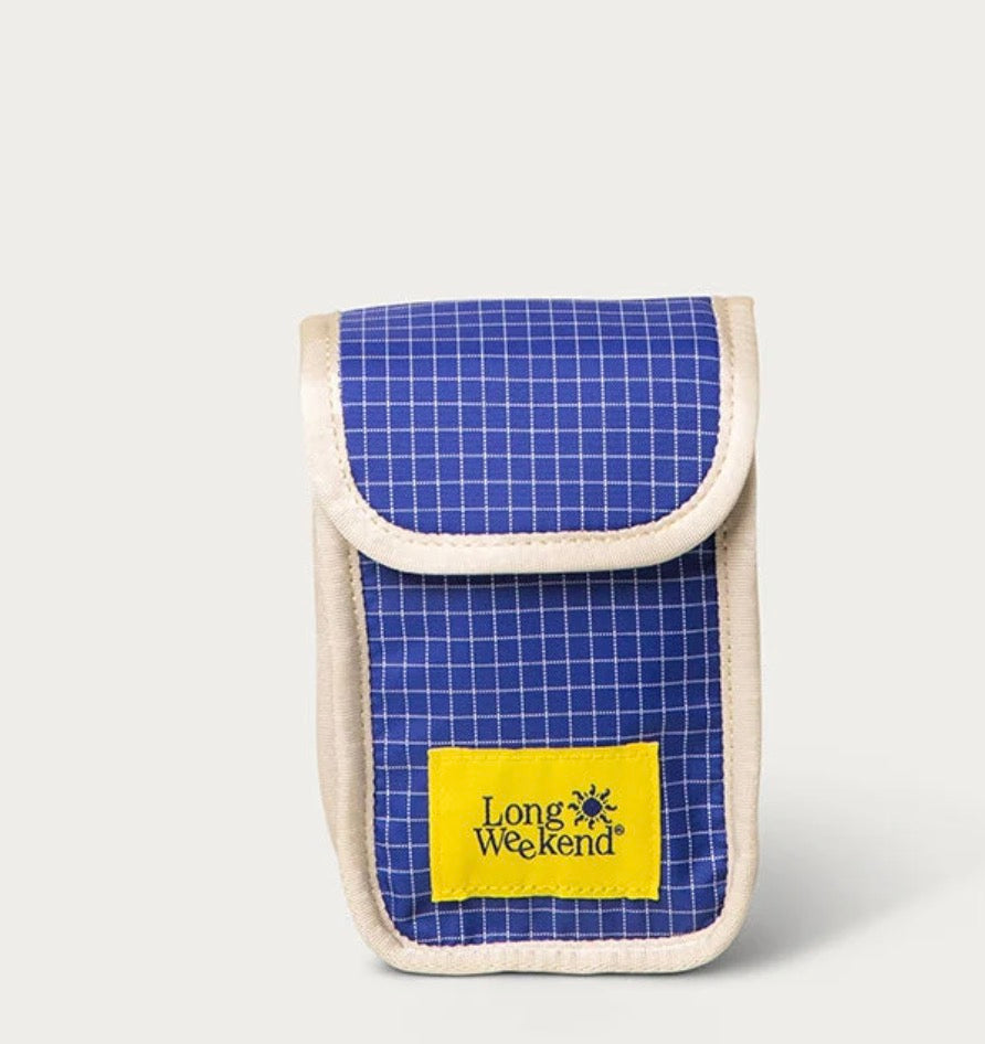 Point and shoot pouch